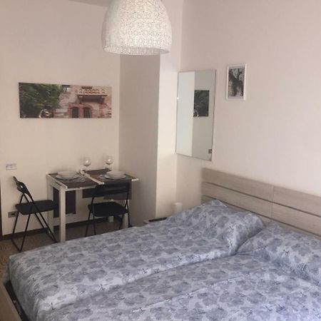 Room Verona Holidays מראה חיצוני תמונה