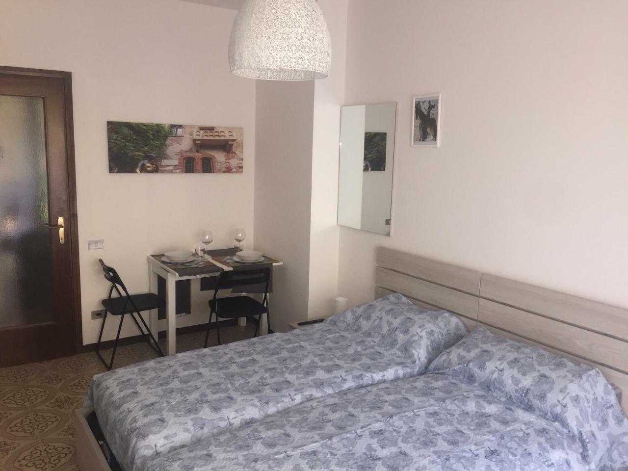 Room Verona Holidays מראה חיצוני תמונה
