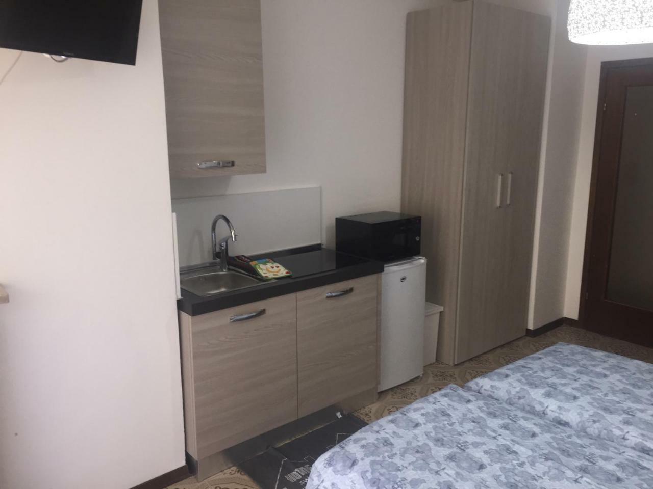 Room Verona Holidays מראה חיצוני תמונה