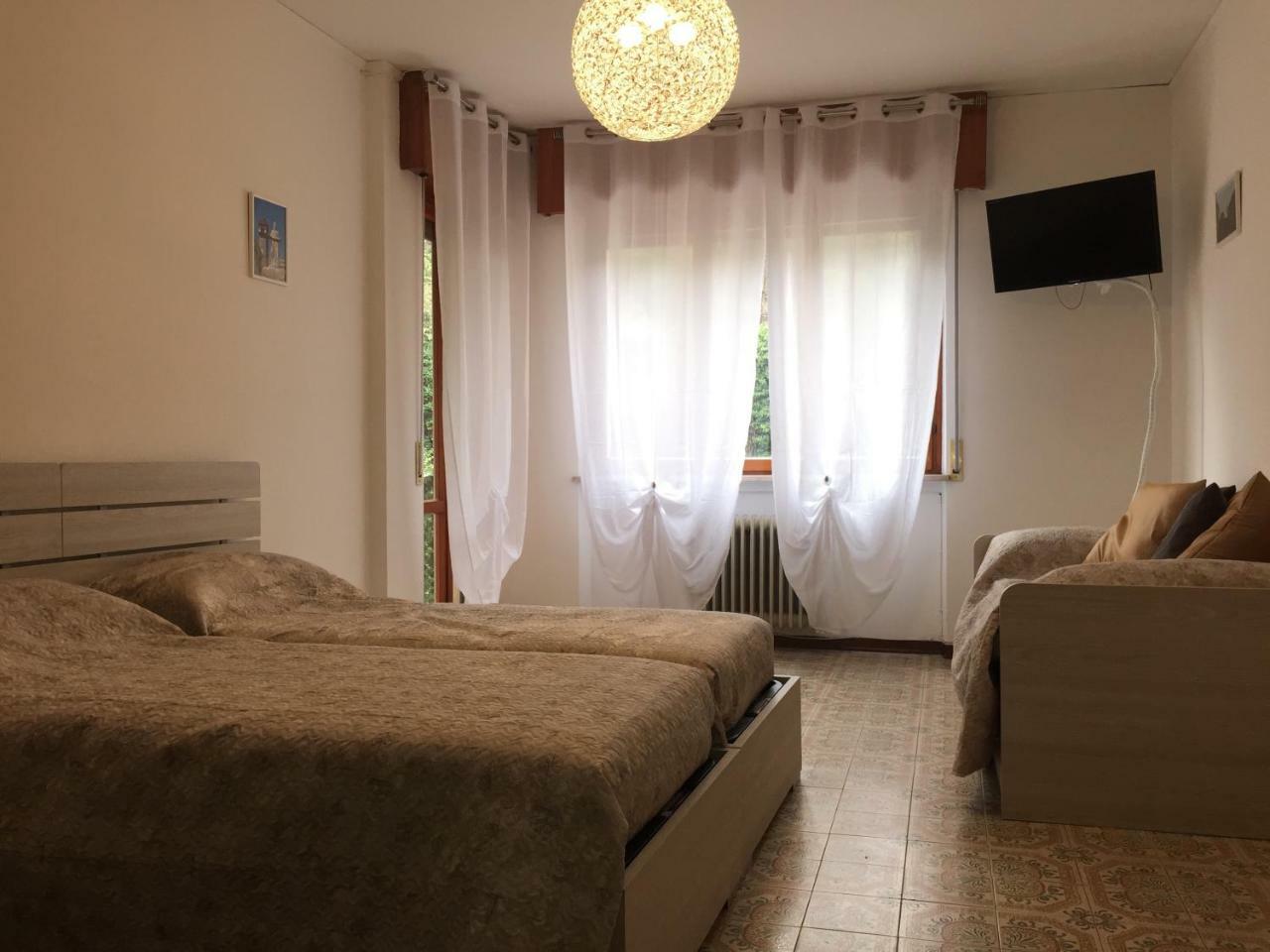 Room Verona Holidays מראה חיצוני תמונה